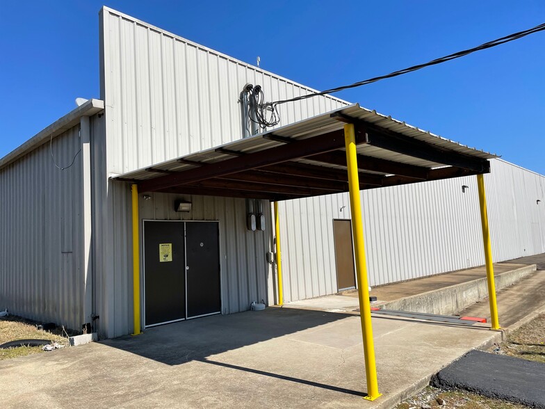 1207 S Meridian St, Greenfield, TN for sale - Building Photo - Image 3 of 8