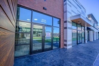 2900 E Sunshine St, Springfield, MO for lease Building Photo- Image 1 of 20