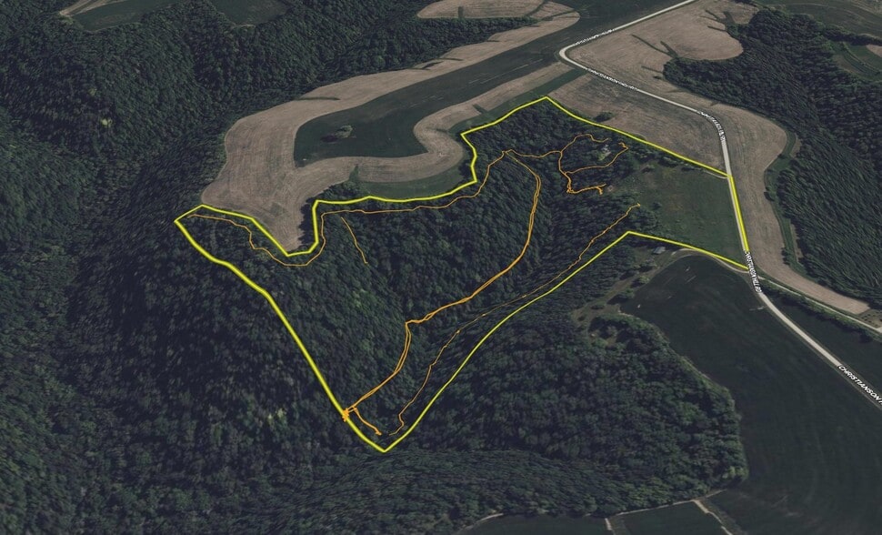 2740 Christianson Hill Rd, Houston, MN for sale - Primary Photo - Image 1 of 1