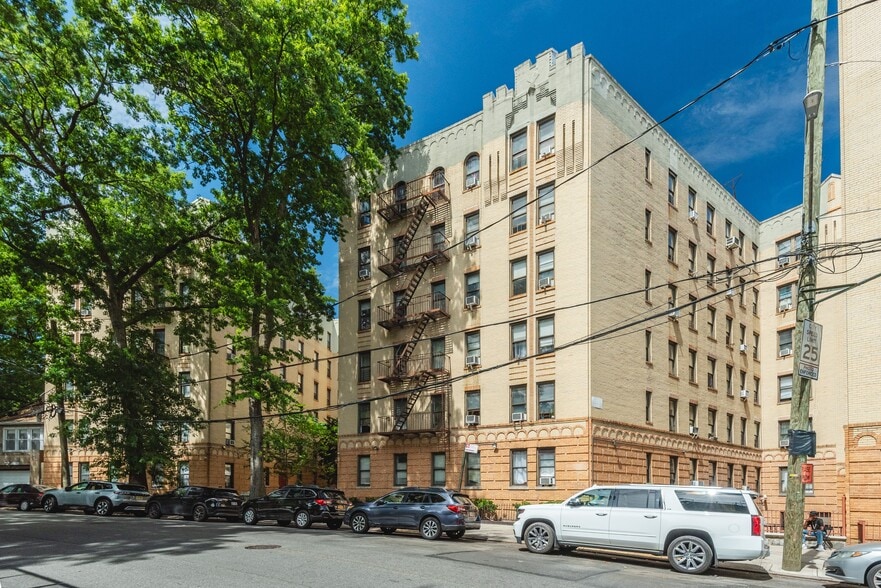 3871 Sedgwick Ave, Bronx, NY for sale - Building Photo - Image 2 of 29