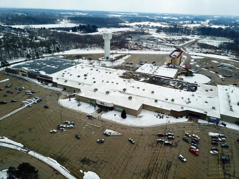 2500 W State St, Alliance, OH for sale - Aerial - Image 1 of 1
