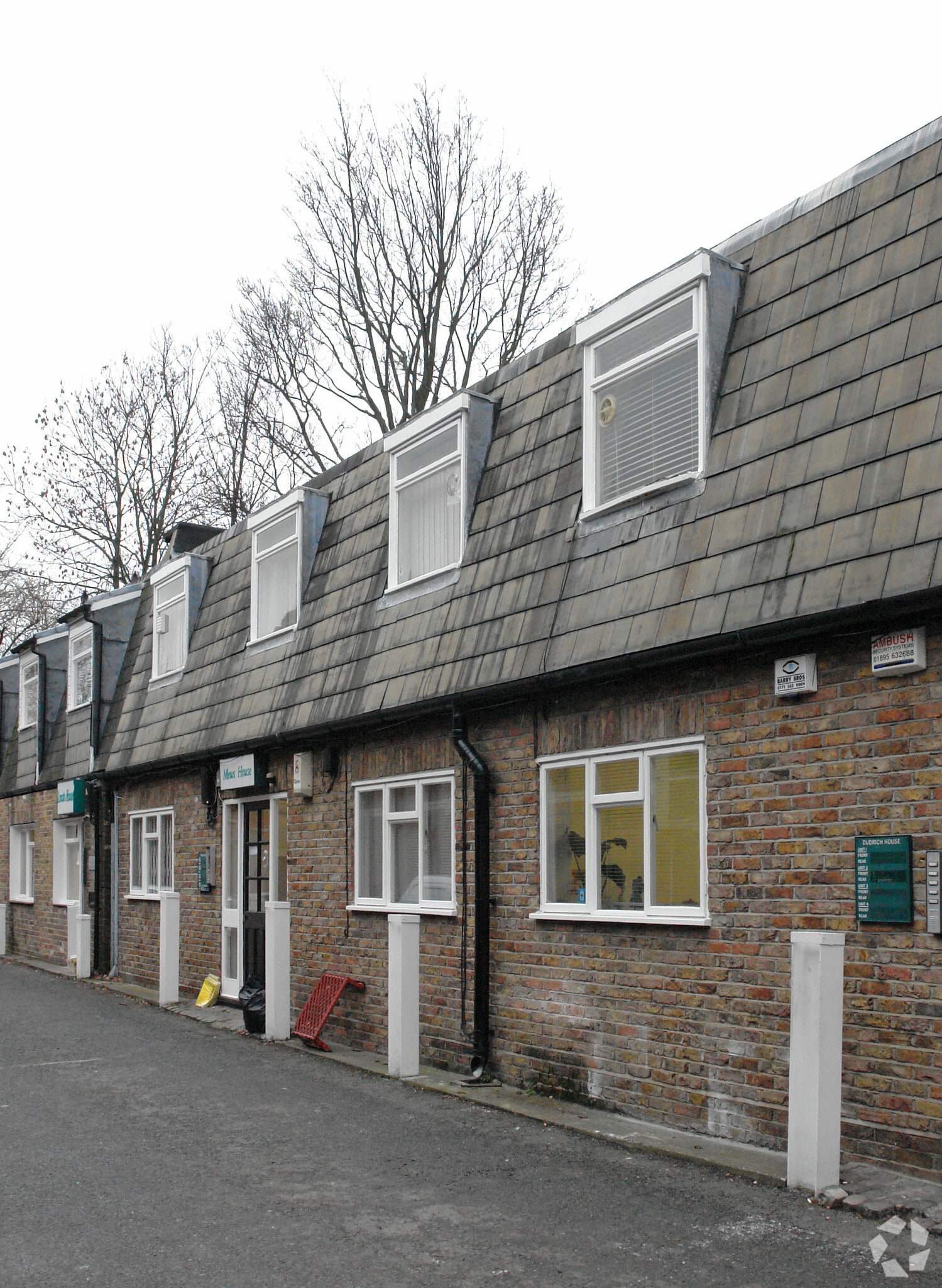 Princes Ln, London for sale Primary Photo- Image 1 of 1