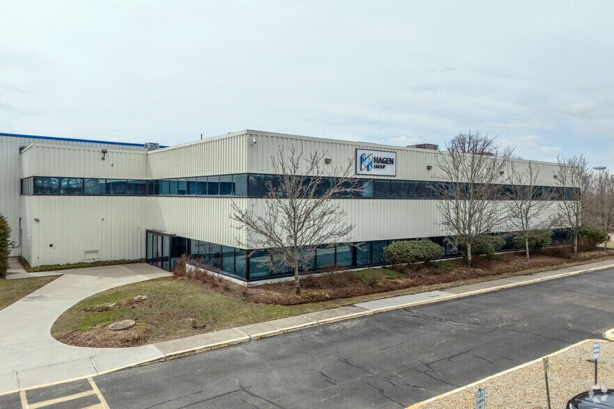 305 Forbes Blvd, Mansfield, MA for sale - Primary Photo - Image 1 of 1