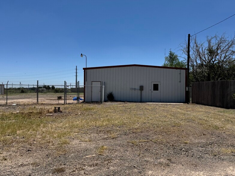 5504 E County Road 128, Midland, TX for lease - Primary Photo - Image 1 of 23