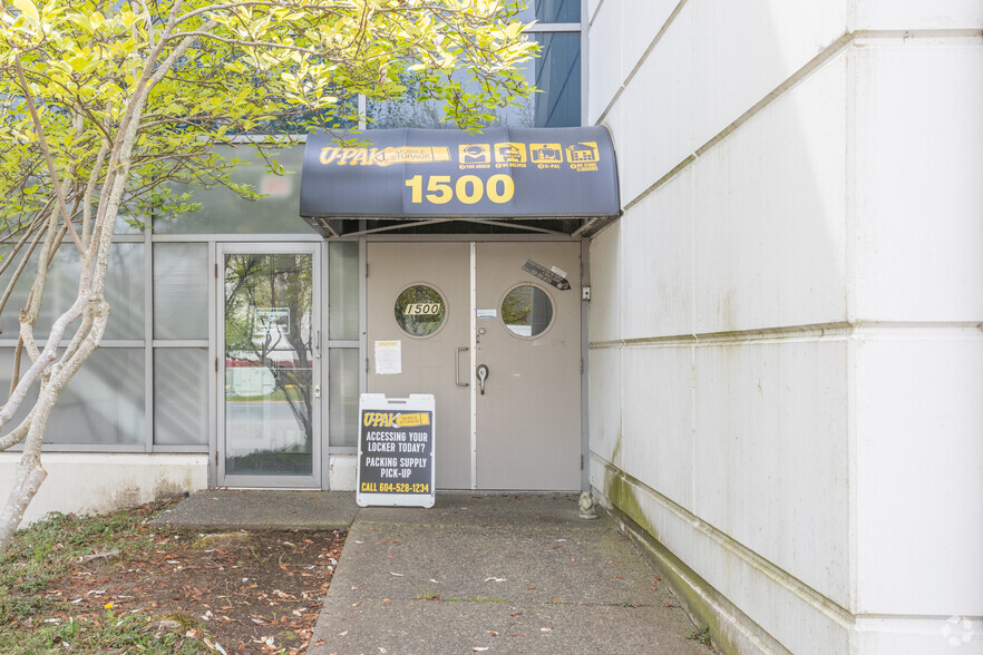 1500-1520 Derwent Way, Delta, BC for lease - Building Photo - Image 2 of 5