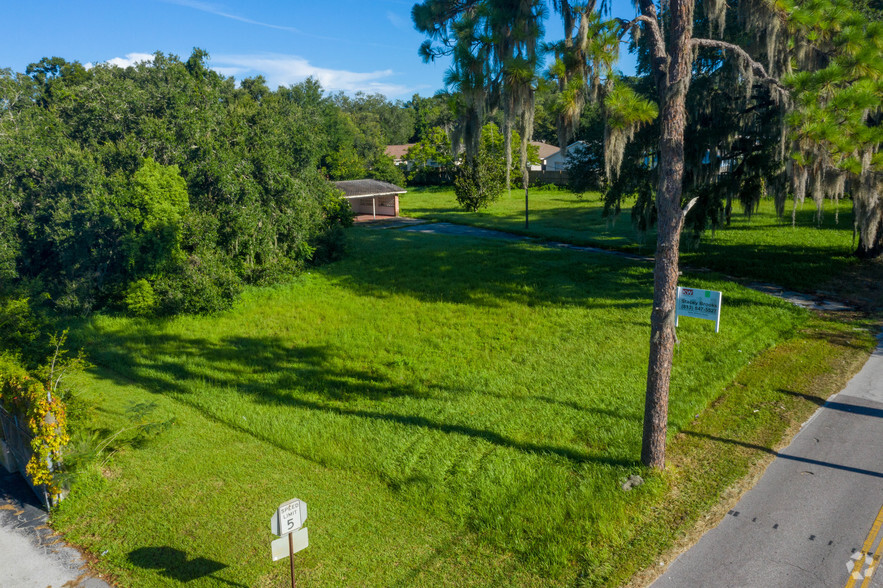 120 N Miller Rd, Valrico, FL for sale - Primary Photo - Image 1 of 1