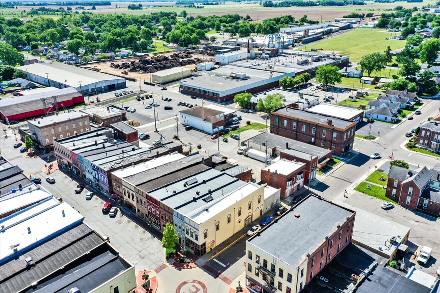 111 S Walnut St, Edinburgh, IN for sale - Building Photo - Image 3 of 112