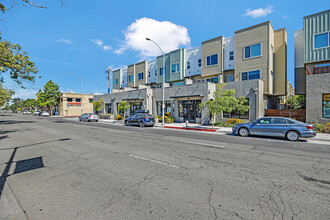 986 W Grand Ave, Oakland, CA for lease Building Photo- Image 1 of 33