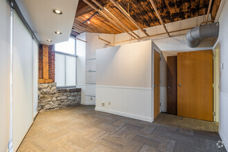 1310 Papin St, Saint Louis, MO for lease Interior Photo- Image 1 of 3