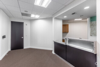 6370 SW Borland Rd, Tualatin, OR for lease Interior Photo- Image 1 of 13