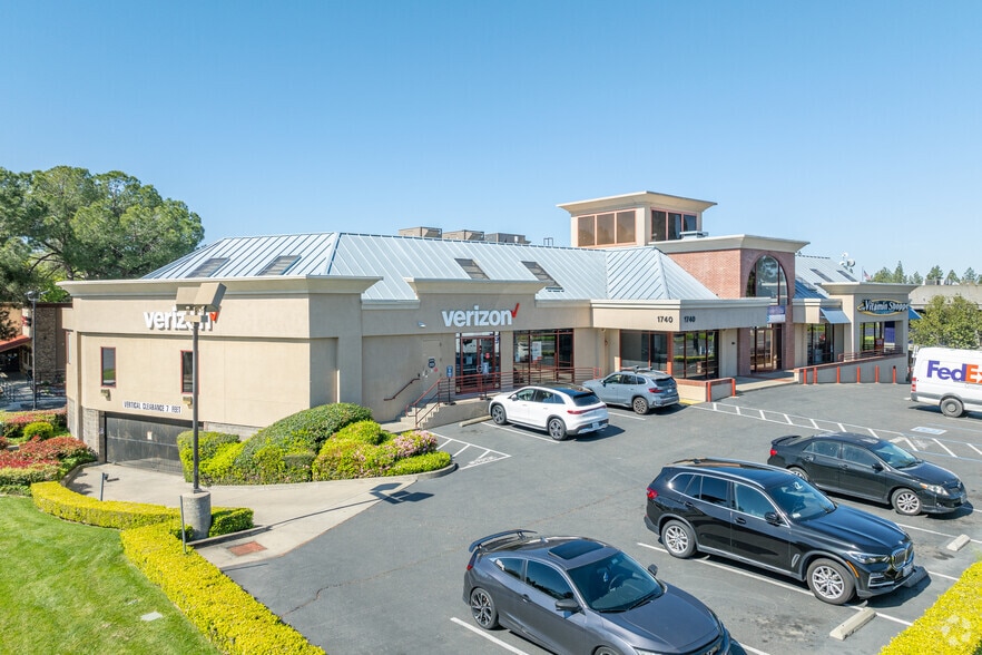1740 Arden Way, Sacramento, CA for lease - Primary Photo - Image 2 of 8