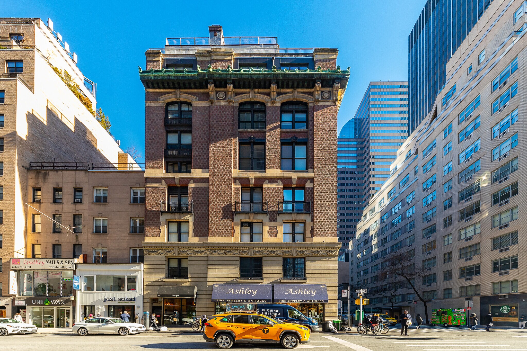 661 Lexington Ave, New York, NY for sale Building Photo- Image 1 of 1