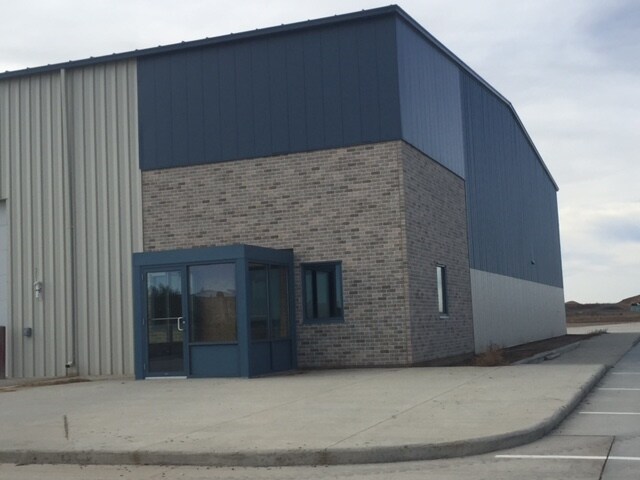 11104 30th St SW, Dickinson, ND for sale Building Photo- Image 1 of 1