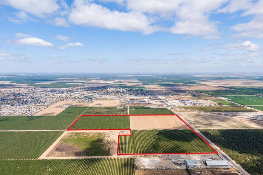 Hwy 43, Shafter, CA 93263