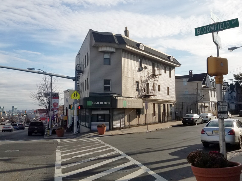 140-142 Bloomfield Ave, Newark, NJ for sale - Building Photo - Image 1 of 1