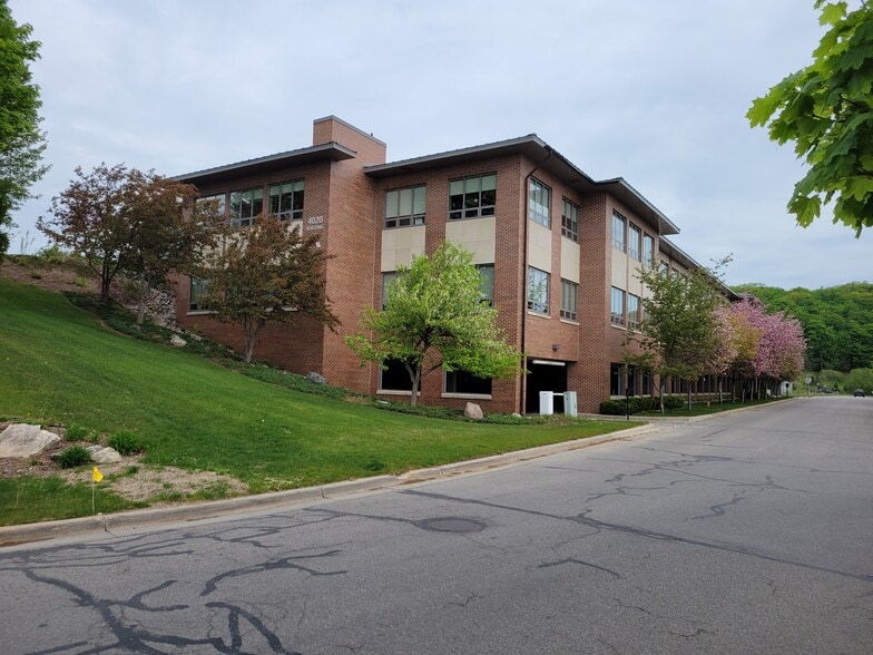 4020 Copper View, Traverse City, MI for sale - Building Photo - Image 3 of 13