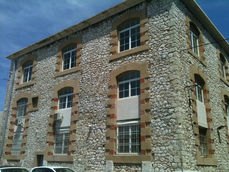 31 Boulevard Charles Moretti, Marseille for lease - Building Photo - Image 3 of 17