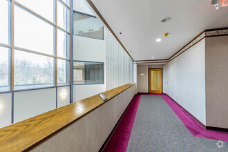 4955 Steubenville Pike, Pittsburgh, PA for lease Interior Photo- Image 2 of 6