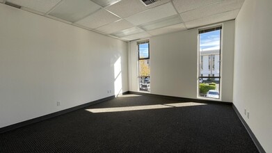 1650 S Amphlett Blvd, San Mateo, CA for lease Interior Photo- Image 2 of 6