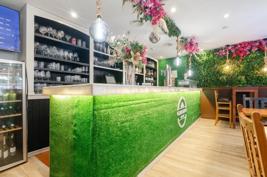 Avenida de Galicia, 22, Oviedo, Asturias for lease - Building Photo - Image 3 of 42