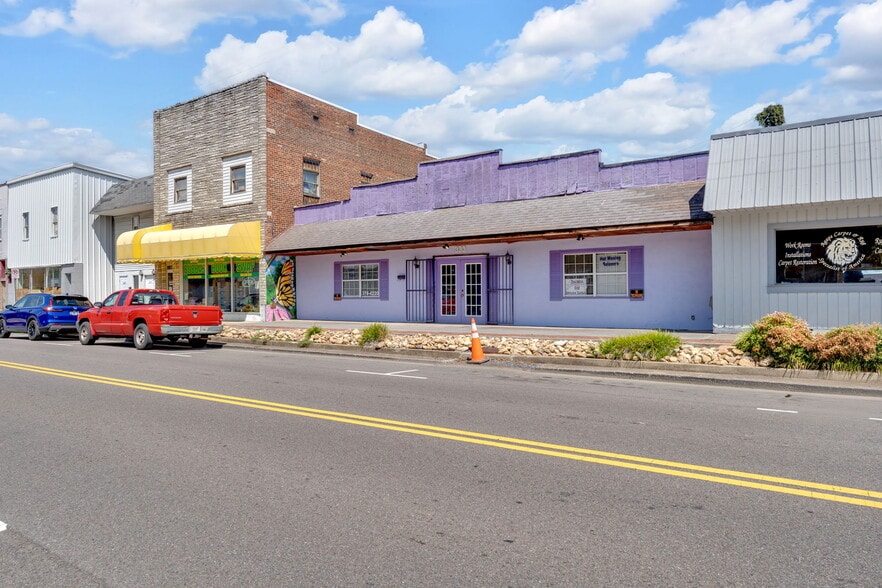 333 Sullivan St, Kingsport, TN for sale - Building Photo - Image 2 of 23