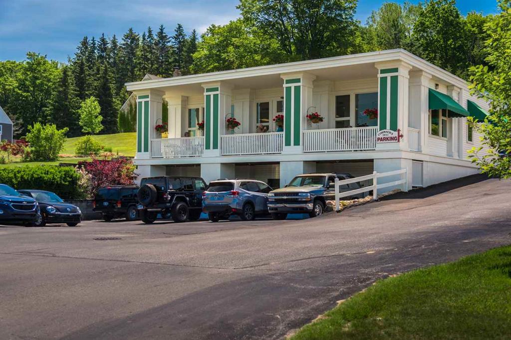 2569 Charlevoix Rd, Petoskey, MI for sale Primary Photo- Image 1 of 1
