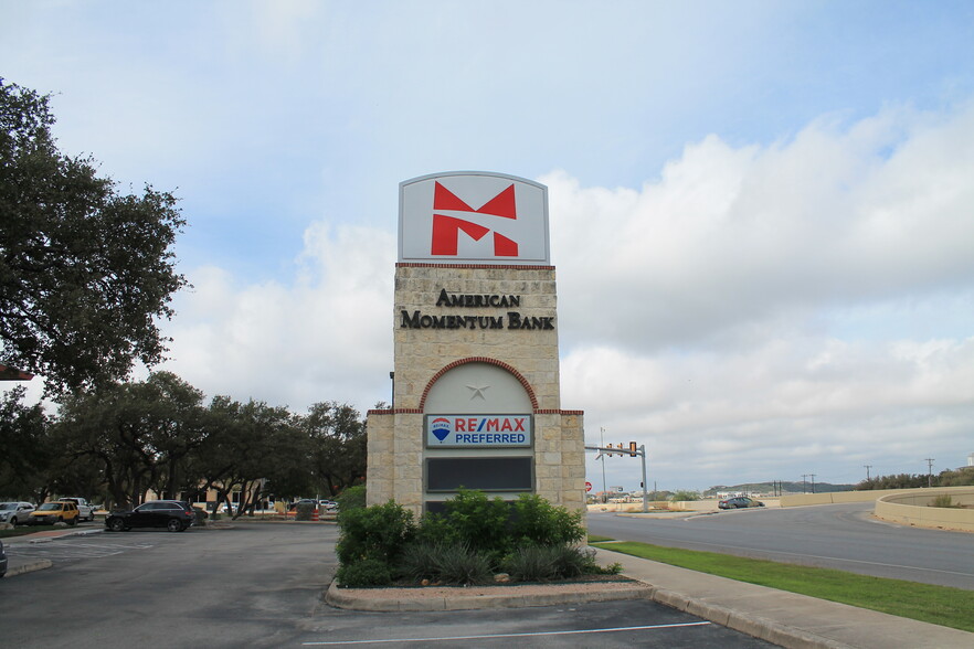 2526 N Loop 1604, San Antonio, TX for lease - Building Photo - Image 3 of 10