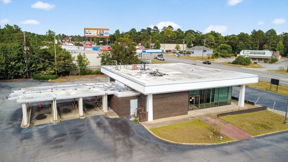 3625 Pio Nono Ave, Macon-Bibb, GA for sale - Building Photo - Image 2 of 9