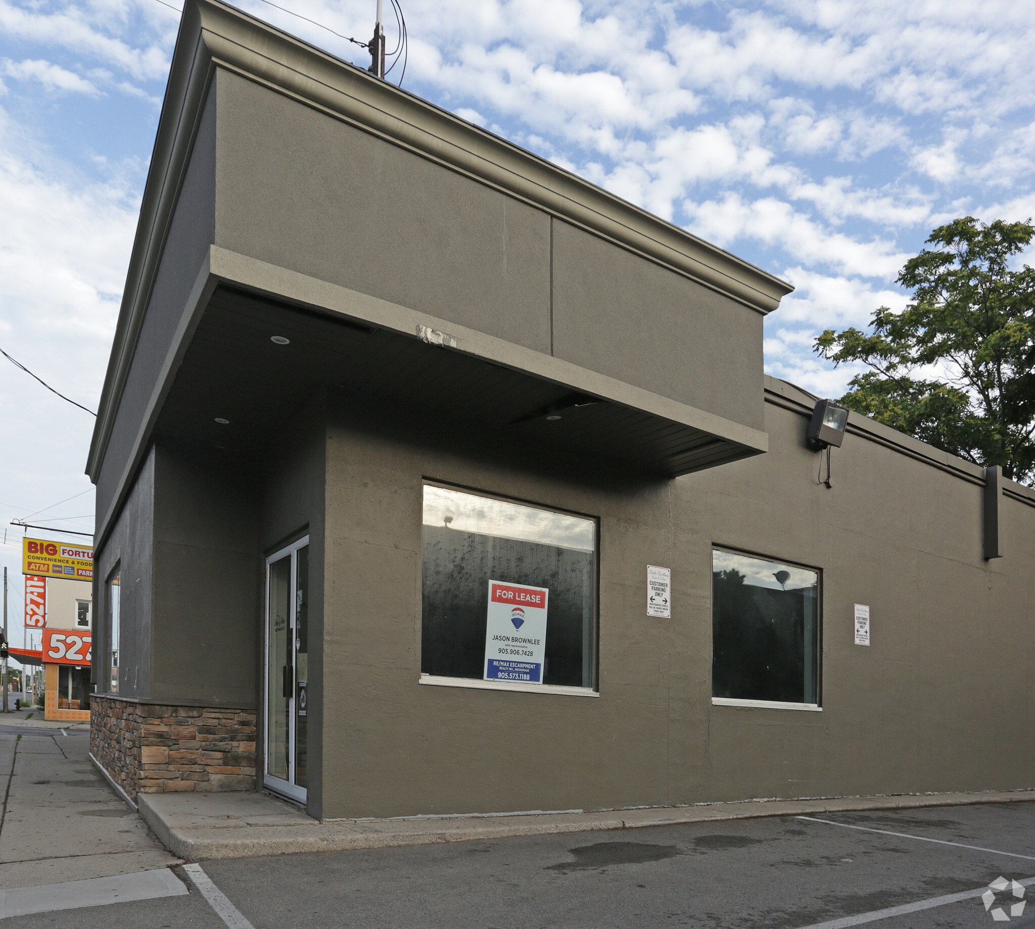 1293 Main St E, Hamilton, ON for sale Primary Photo- Image 1 of 1