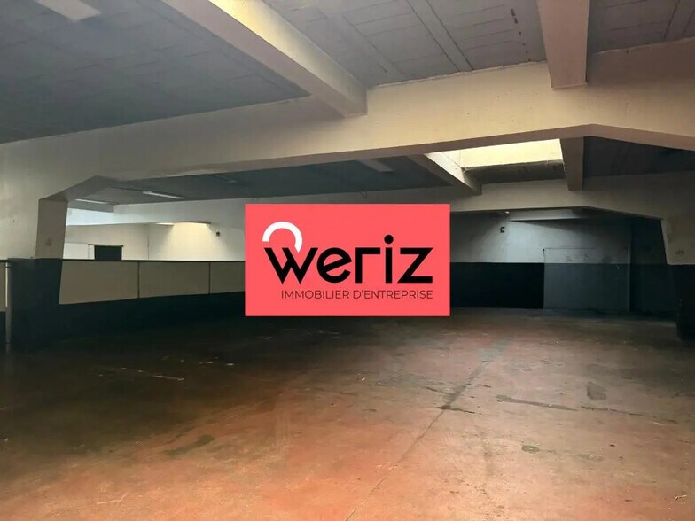 Flex in Marseille for lease - Interior Photo - Image 3 of 6