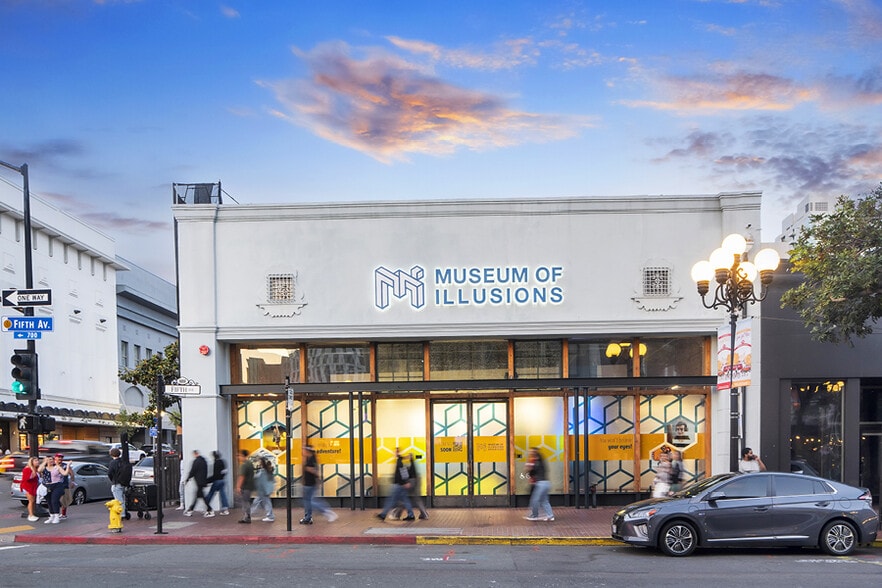 Urban Collective portfolio of 3 properties for sale on LoopNet.com - Building Photo - Image 2 of 6