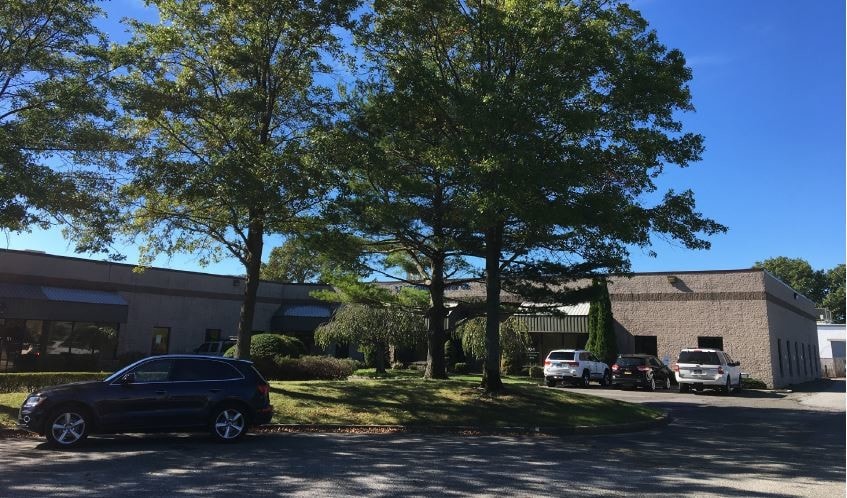 10 Drew Ct, Ronkonkoma, NY for sale - Building Photo - Image 1 of 1