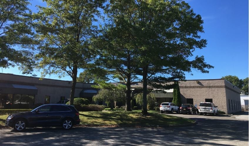 10 Drew Ct, Ronkonkoma, NY for sale Building Photo- Image 1 of 1