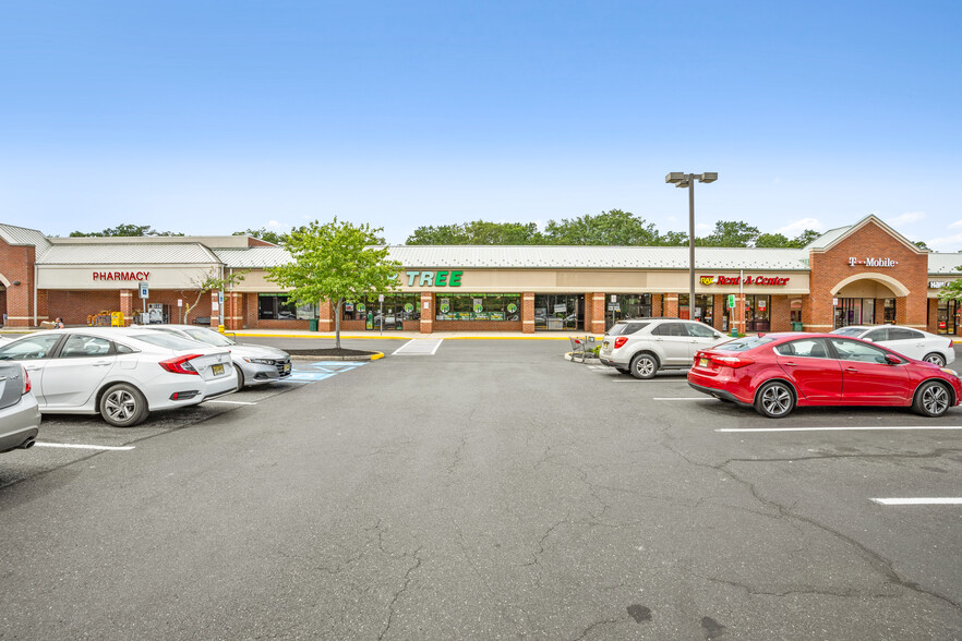 18 Broadway, Browns Mills, NJ for lease - Building Photo - Image 3 of 25