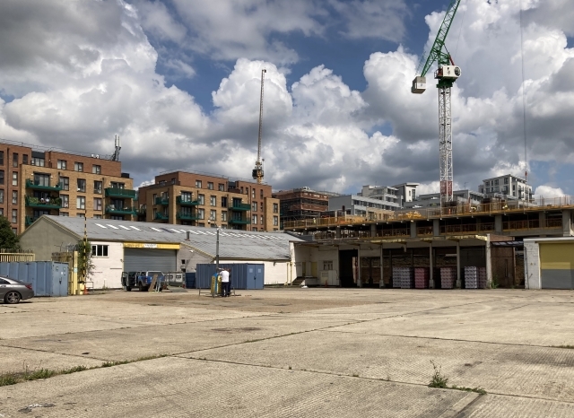 Watts Grv, London for lease - Building Photo - Image 1 of 2