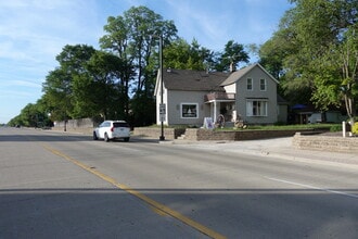 231 N Milwaukee Ave, Wheeling, IL for sale Building Photo- Image 2 of 39
