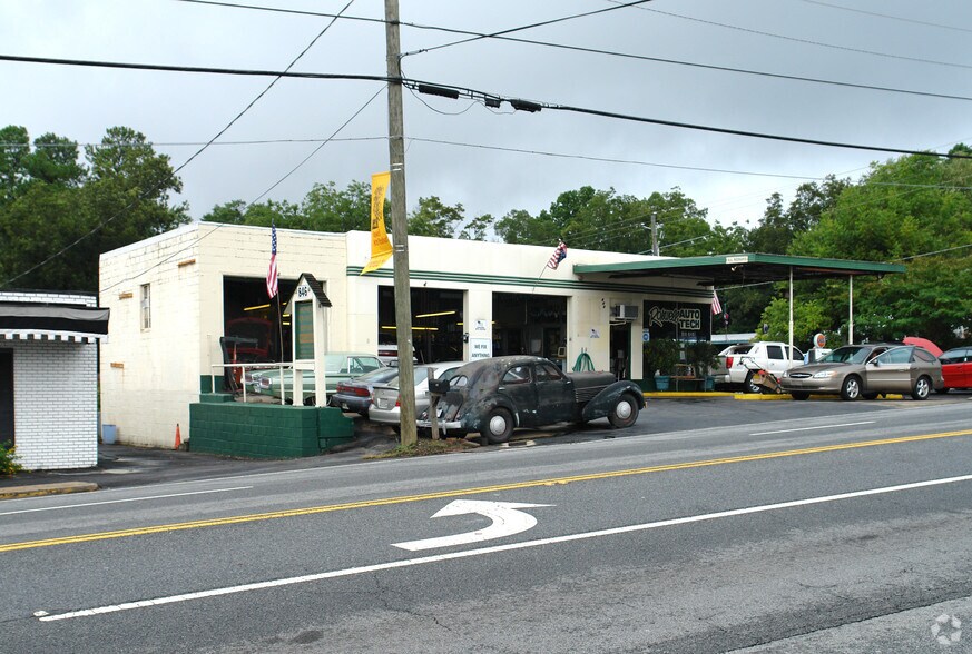 896 Atlanta St, Roswell, GA for sale - Primary Photo - Image 1 of 2