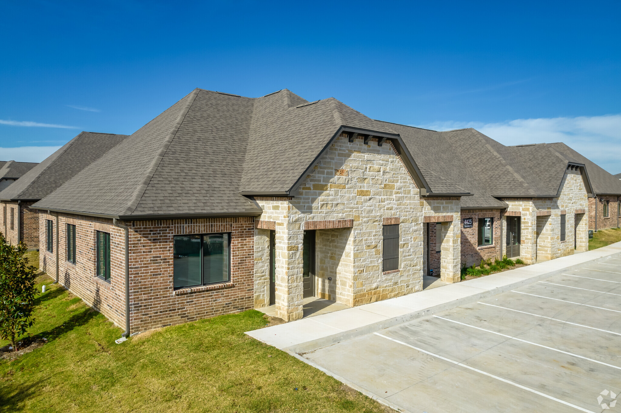 4425 Plano Pky, Carrollton, TX for lease Primary Photo- Image 1 of 11