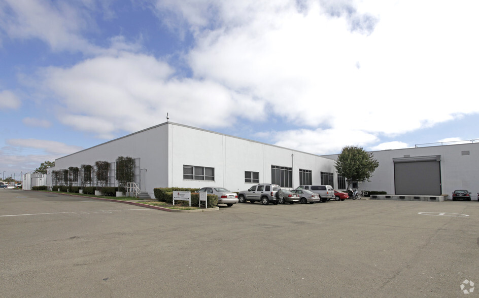 2700-2800 Merced St, San Leandro, CA for sale - Primary Photo - Image 1 of 1