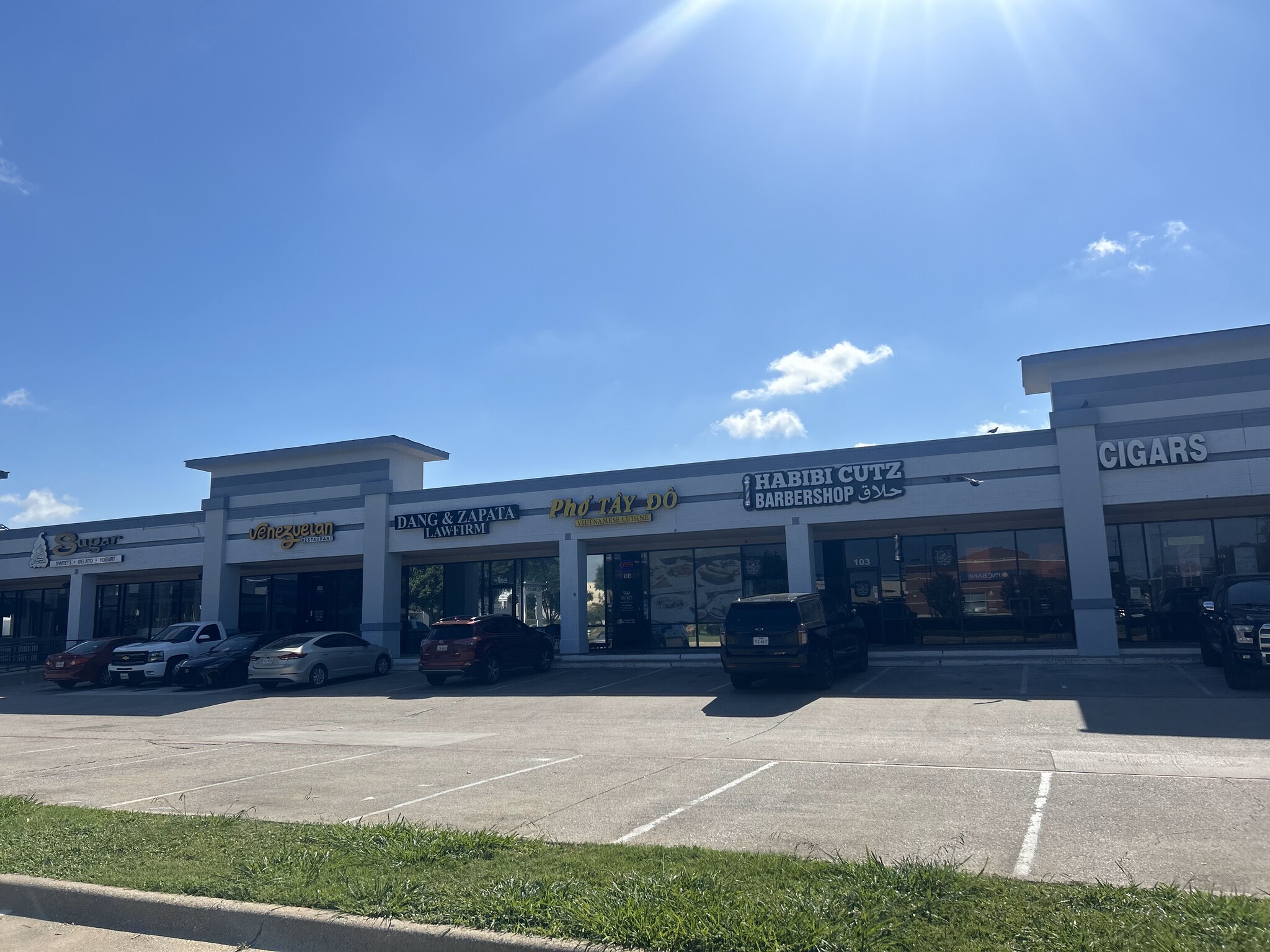 2000-2010 N Plano Rd, Richardson, TX for lease Building Photo- Image 1 of 10