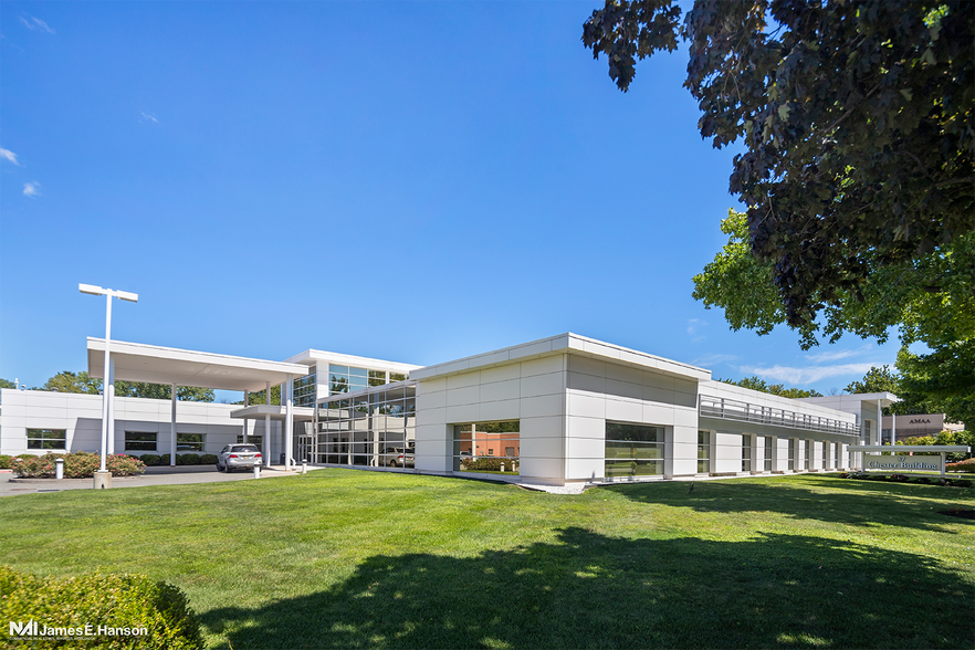 37 W Century Rd, Paramus, NJ 07652