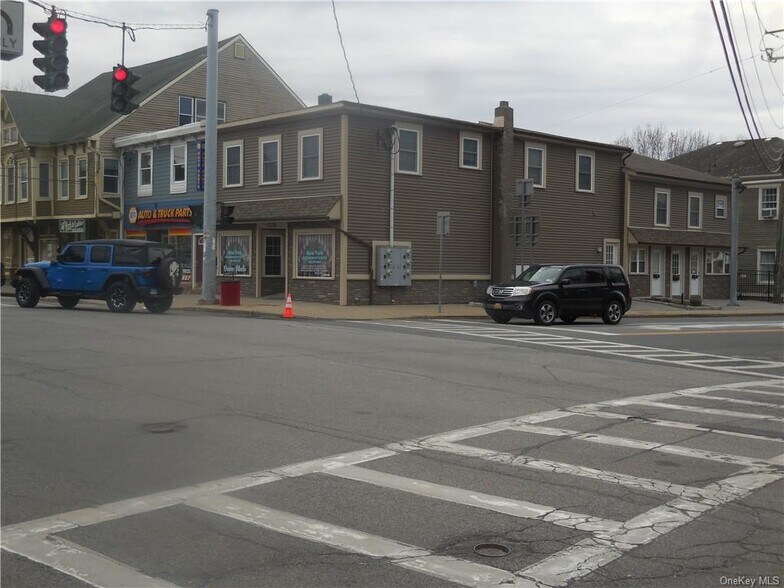 1 E Main St, Washingtonville, NY for sale - Building Photo - Image 1 of 1