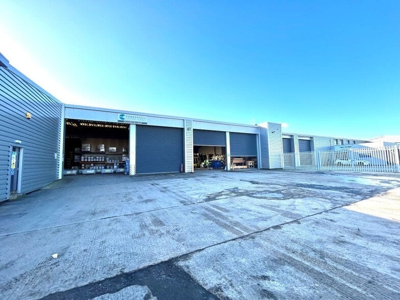 23a Murdock Rd, Bicester for lease - Building Photo - Image 3 of 7