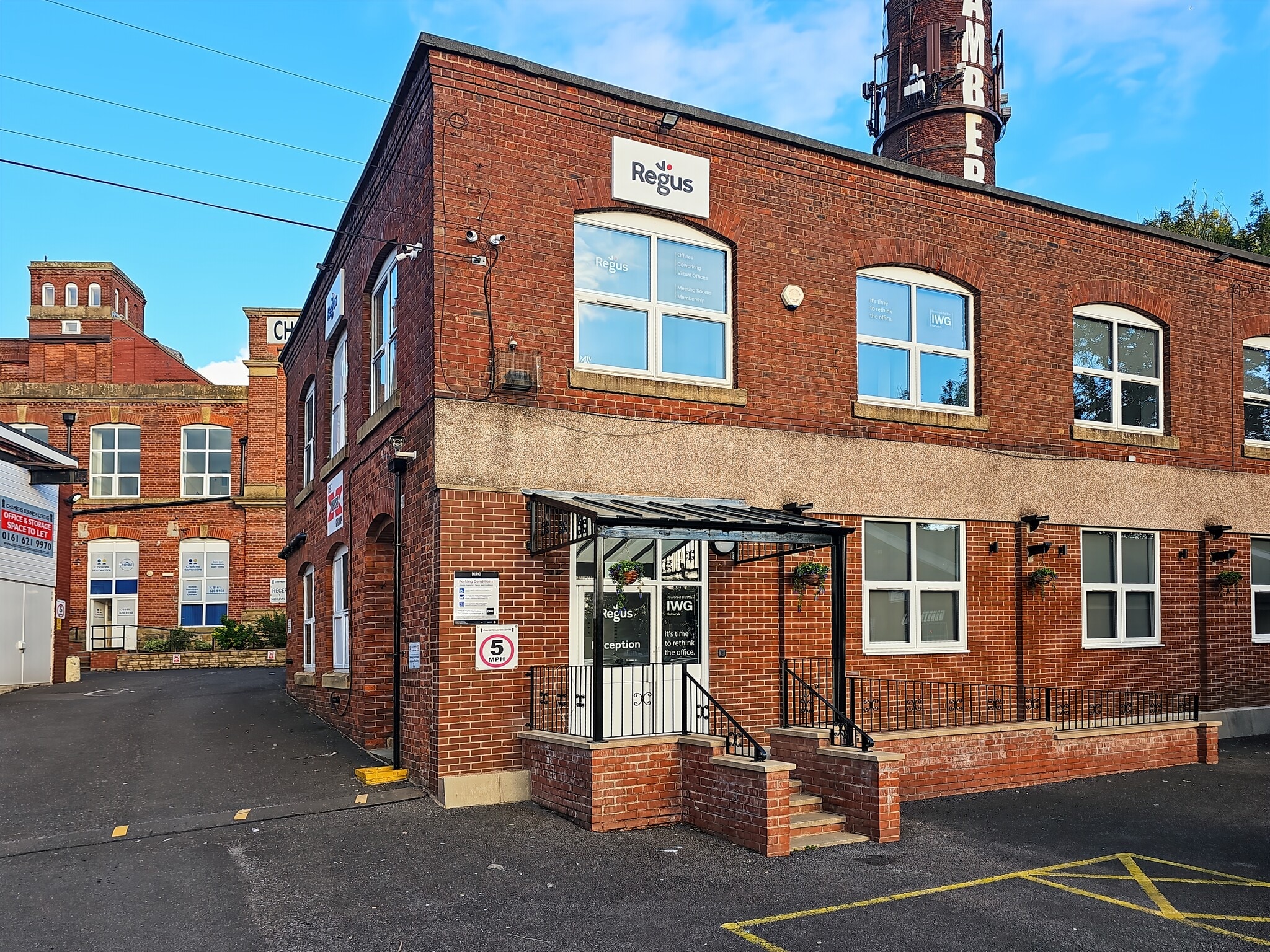 Chapel Rd, Oldham for lease Interior Photo- Image 1 of 11