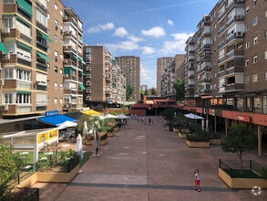 Retail in Madrid, Madrid for lease Interior Photo- Image 1 of 7