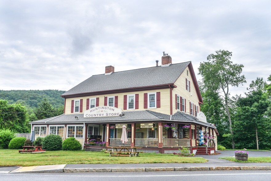 70 Worthington Rd, Huntington, MA for sale - Building Photo - Image 1 of 1