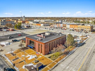 More details for 1400 Charleston Ave, Mattoon, IL - Retail for Sale