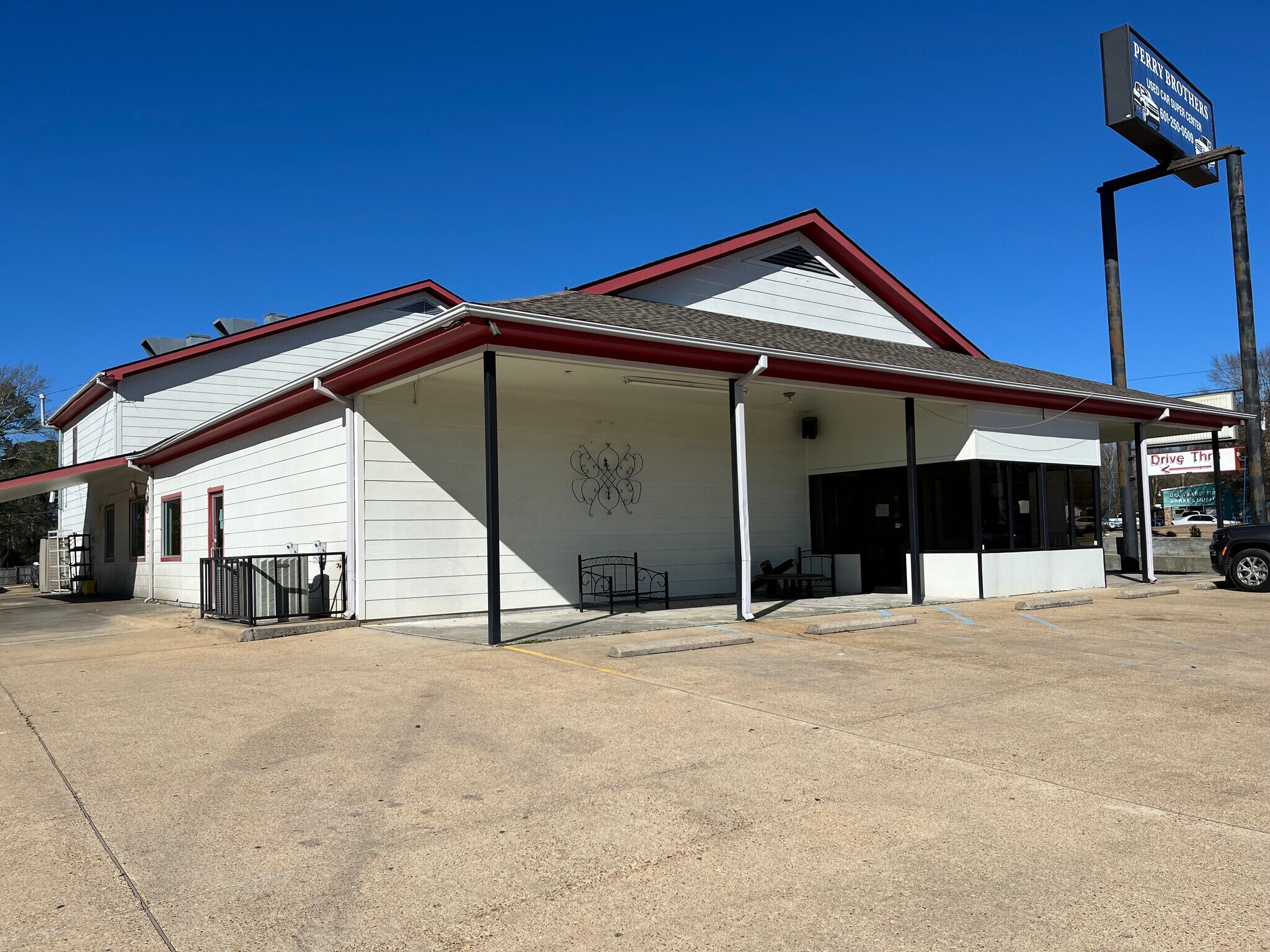 1300 Delaware Ave, Mccomb, MS for sale Building Photo- Image 1 of 10
