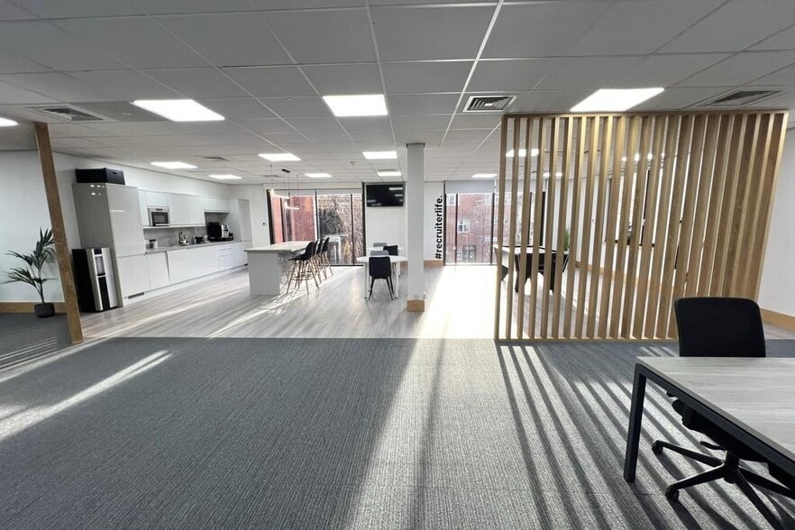 Victoria Rd S, Chelmsford for lease - Building Photo - Image 3 of 12