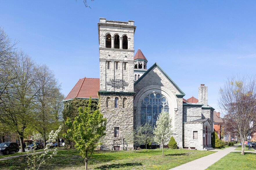 320 Jersey St, Buffalo, NY for sale - Primary Photo - Image 1 of 1